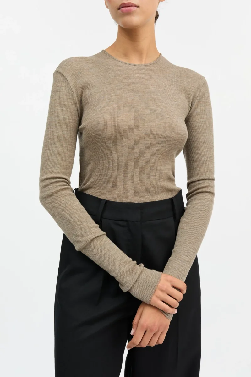 Skall Studio | AMY Merino Top | Brown - Image 6